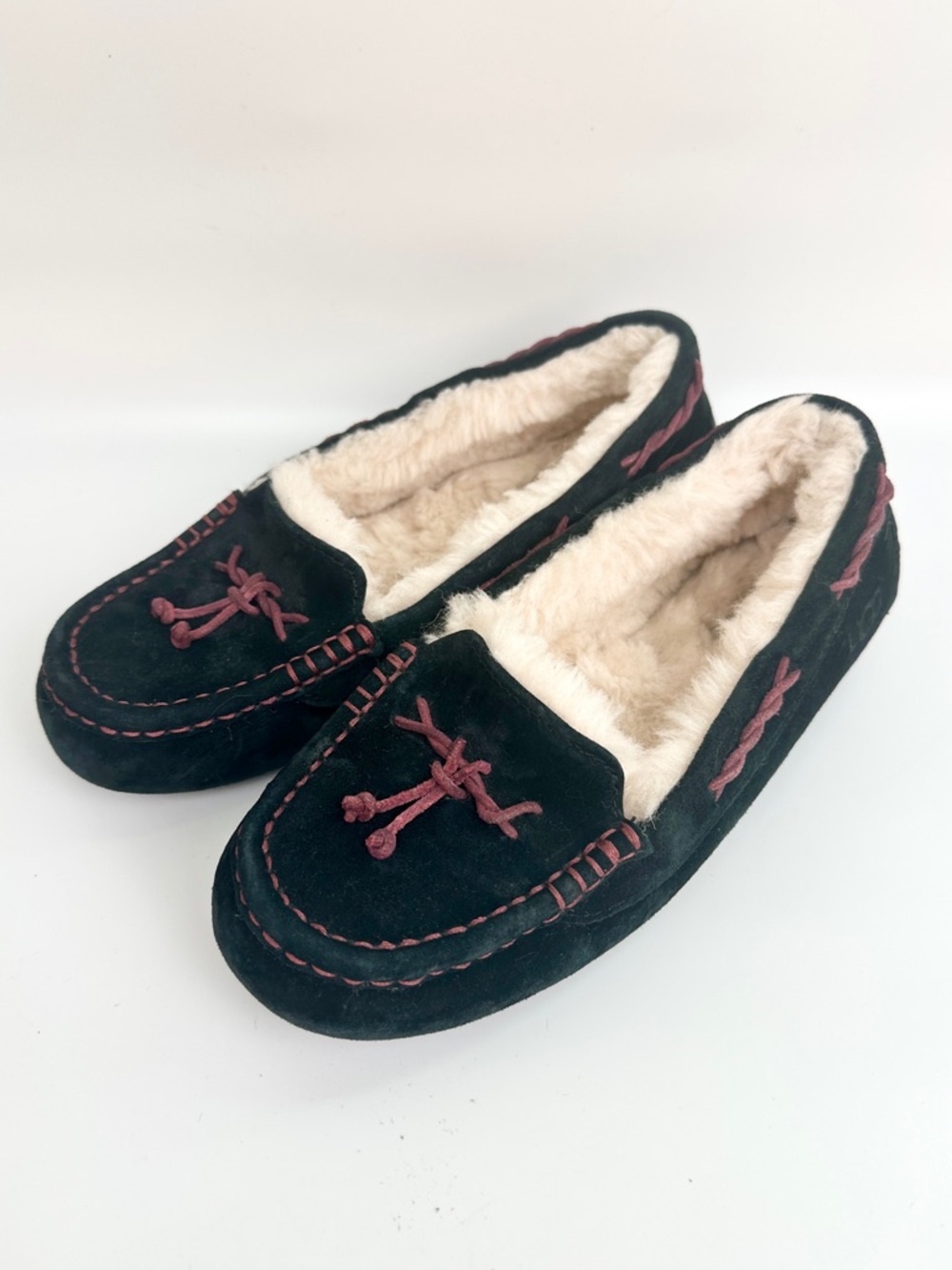 UGG Brett Moccasin Slip On Slippers Women's Size 9 UGGplush Lined - Picture 2 of 11